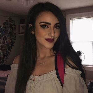 Meet your Posher, Lucy